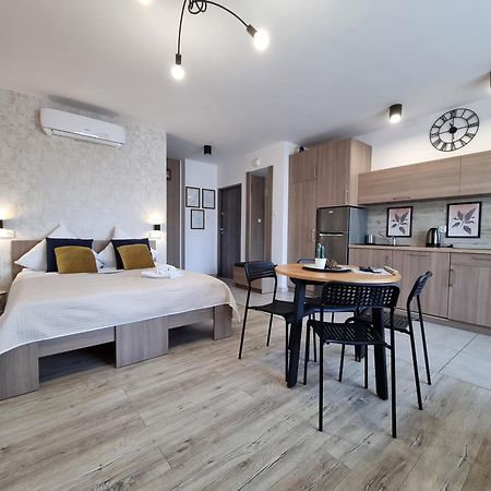Q Apart Amber - Klimatyzowane Studio Przy Manufakturze Z Garazem Gratis, Fv Łódź Exterior foto